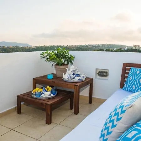 Holiday home Domus Arch Suites *